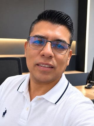 Samuel Huamanchumo, Ejecutivo de Ventas Senior
