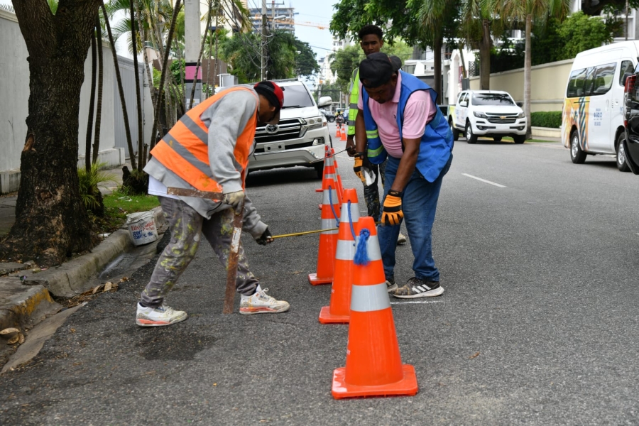 conos de seguridad naranja