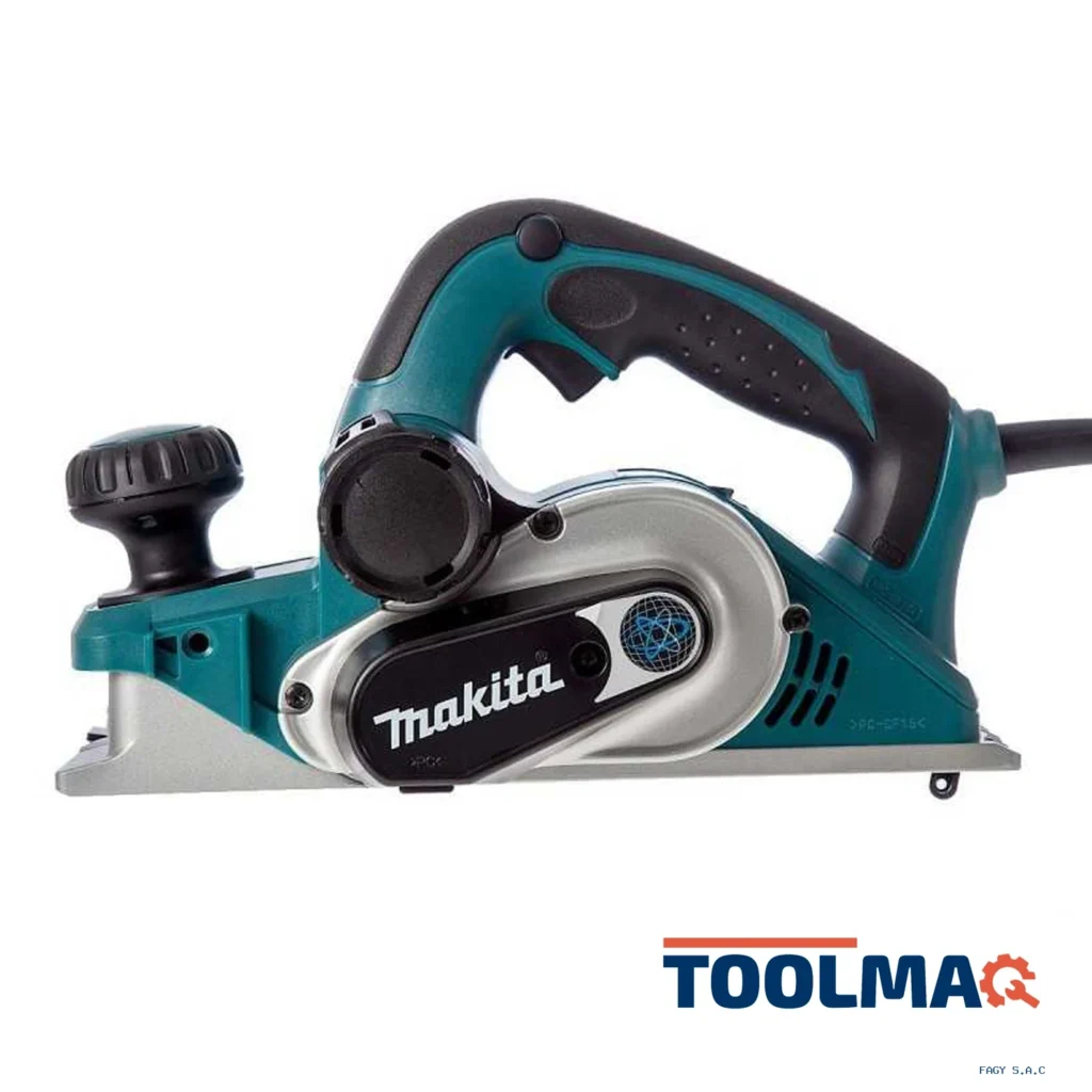 Cepillo Eléctrico 3 1/4" 1050W 4mm Makita KP0810C
